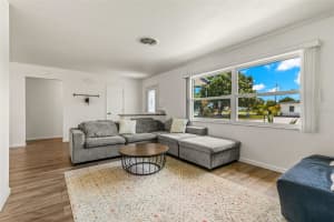 3790 60TH STREET, ST PETERSBURG, FL 33710 - MLS#MFRP4936871