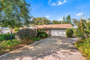 185 LAGOON ROAD, WINTER HAVEN, FL 33884 - MLS#MFRP4936898