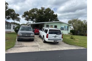 6033 GRAND OAKS DRIVE, WINTER HAVEN, FL 33884 - MLS#MFRP4936903