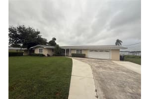 3430 LAKEVIEW DRIVE, WINTER HAVEN, FL 33884 - MLS#MFRP4936907