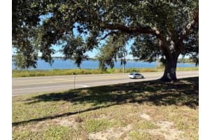 207 WINTER RIDGE BOULEVARD, WINTER HAVEN, FL 33881 - MLS#MFRP4936941