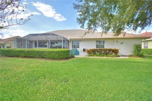 240 GOLF AIRE BOULEVARD, WINTER HAVEN, FL 33884 - MLS#MFRP4936962