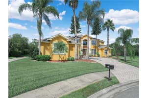 565 WHISPER WOODS DRIVE, LAKELAND, FL 33813 - MLS#MFRP4936967