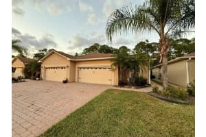 1579 VIENNA SQUARE DRIVE, WINTER HAVEN, FL 33884 - MLS#MFRP4936968