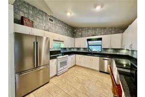 2813 WINTERSET PARK, WINTER HAVEN, FL 33884 - MLS#MFRP4936972