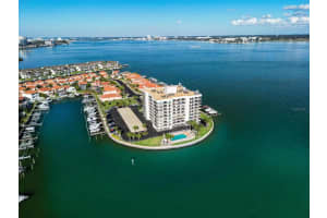 240 SAND KEY ESTATES DRIVE, CLEARWATER BEACH, FL 33767 - MLS#MFRP4936973