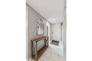 127 LA CASA #6, LAKE WALES, FL 33898 - MLS#MFRP4936974