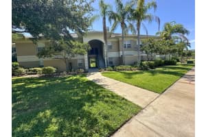 905 Eagle Pond Dr #905, WINTER HAVEN