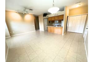 905 EAGLE POND DRIVE, WINTER HAVEN, FL 33884 - MLS#MFRP4936990