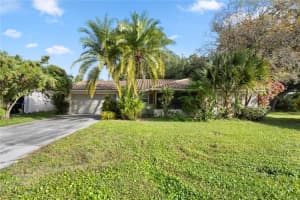 10105 CROWN COURT, ORLANDO, FL 32821 - MLS#MFRP4937025