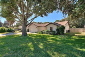 155 LAMERAUX ROAD, WINTER HAVEN, FL 33884 Sold 12/05/25