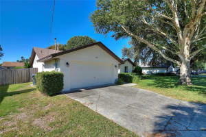 155 LAMERAUX ROAD, WINTER HAVEN, FL 33884 Sold 12/05/25