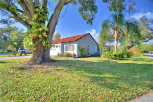 273 MARIPOSA, WINTER HAVEN, FL 33884 - MLS#MFRP4937047