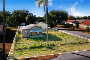 402 BENNETT STREET, AUBURNDALE, FL 33823 - MLS#MFRP4937077