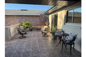 426 GLENEAGLES COURT, WINTER HAVEN, FL 33884 - MLS#MFRP4937083