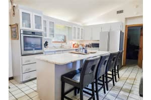 10 JIMMY LEE ROAD, WINTER HAVEN, FL 33880 - MLS#MFRP4937095