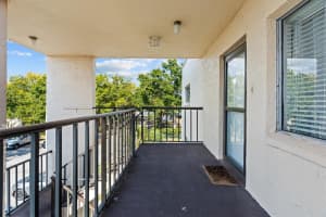 1130 LAKE PARKER AVENUE, LAKELAND, FL 33805 - MLS#MFRP4937161