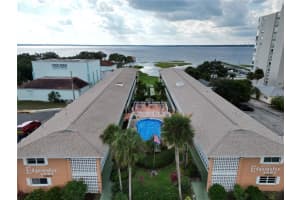 2111 LAKEVIEW DRIVE, SEBRING, FL 33870 - MLS#MFRP4937205