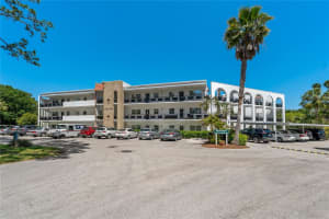 100 EL CAMINO DR #309, WINTER HAVEN, FL 33884 - MLS#MFRP4937234