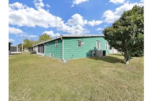 1819 SHERWOOD HILL DR, LAKELAND, FL 33810 - MLS#MFRP4937268