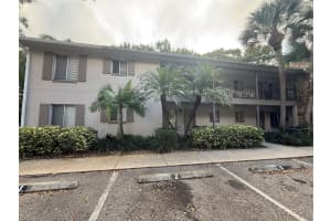 2001 SAN MARCOS DRIVE, WINTER HAVEN, FL 33880 - MLS#MFRP4937269