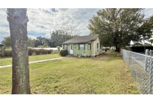 1607 2ND STREET SE, WINTER HAVEN, FL 33880 - MLS#MFRP4937275
