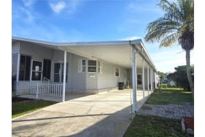 353 MELBOURN DRIVE, HAINES CITY, FL 33844 - MLS#MFRP4937276