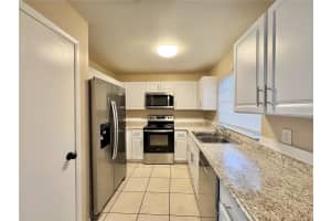 817 WHISPER LAKE COURT, WINTER HAVEN, FL 33880 - MLS#MFRP4937283