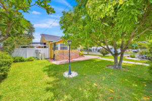 345 AVENUE J SE, WINTER HAVEN, FL 33880 - MLS#MFRP4937287