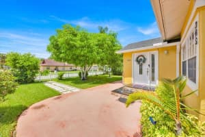 345 AVENUE J SE, WINTER HAVEN, FL 33880 - MLS#MFRP4937287