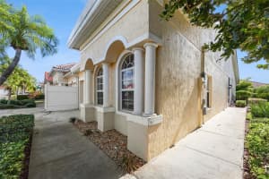 2202 GARDEN LAKE DRIVE, WINTER HAVEN, FL 33884 - MLS#MFRP4937345