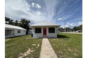 107 AVENUE F SW, WINTER HAVEN, FL 33880 - MLS#MFRP4937357