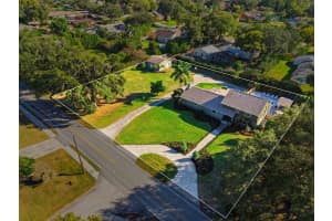 1825 CLUBHOUSE ROAD, LAKELAND, FL 33813 - MLS#MFRP4937385