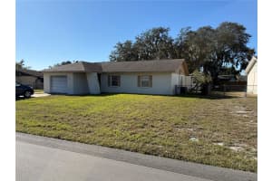 405 HICKORY LANE, WINTER HAVEN, FL 33880 - MLS#MFRP4937388