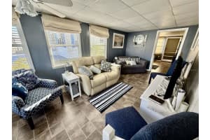 7041 FAIRVIEW VILLAGE CIRCLE, WINTER HAVEN, FL 33881 - MLS#MFRP4937431