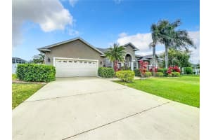 205 TERRANOVA BOULEVARD, WINTER HAVEN, FL 33884 - MLS#MFRP4937479