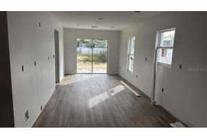 2827 EATON AVENUE, LAKELAND, FL 33803 - MLS#MFRP4937517