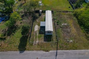 126 2ND ST, WINTER HAVEN, FL 33880 - MLS#MFRP4937521