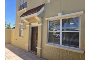 2520 BELLA VISTA DRIVE, DAVENPORT, FL 33897 - MLS#MFRP4937525