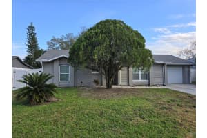 326 COLONADE COURT, KISSIMMEE, FL 34758 - MLS#MFRP4937527