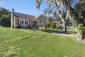 844 LAKESHORE BOULEVARD, LAKE WALES, FL 33853 - MLS#MFRP4937550