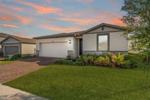 2409 WHITE TAIL STREET, DAVENPORT, FL 33837 - MLS#MFRP4937564