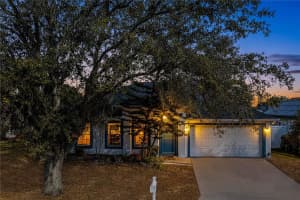 5820 ROYAL HILLS CIRCLE, WINTER HAVEN, FL 33881 - MLS#MFRP4937585