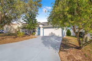 5820 ROYAL HILLS CIRCLE, WINTER HAVEN, FL 33881 - MLS#MFRP4937585