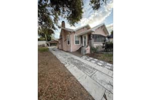 414 AVENUE C NE, WINTER HAVEN, FL 33881 - MLS#MFRP4937606