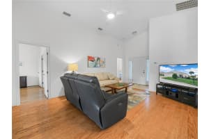 5316 HOGAN LANE, WINTER HAVEN, FL 33884 - MLS#MFRP4937614