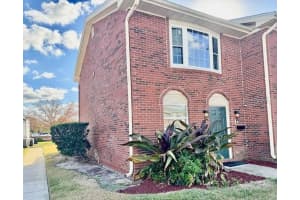 1920 Edgewood Dr E #o1, LAKELAND