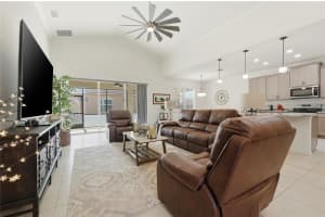 1033 SAWGRASS DRIVE, WINTER HAVEN, FL 33884 - MLS#MFRP4937685