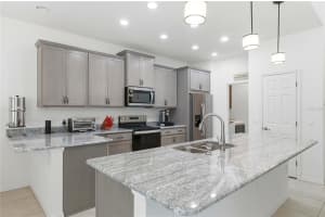 1033 SAWGRASS DRIVE, WINTER HAVEN, FL 33884 - MLS#MFRP4937685