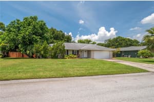 305 HERNANDO ROAD, WINTER HAVEN, FL 33884 - MLS#MFRP4937701